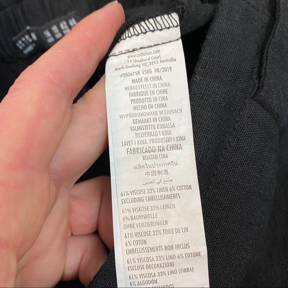 Wide Leg Crop Pants - Picture 5 of 5